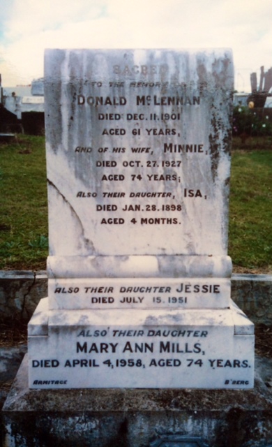 Photo of headstones/Donald McLennan d1901 hdstn Mt Perry Qld